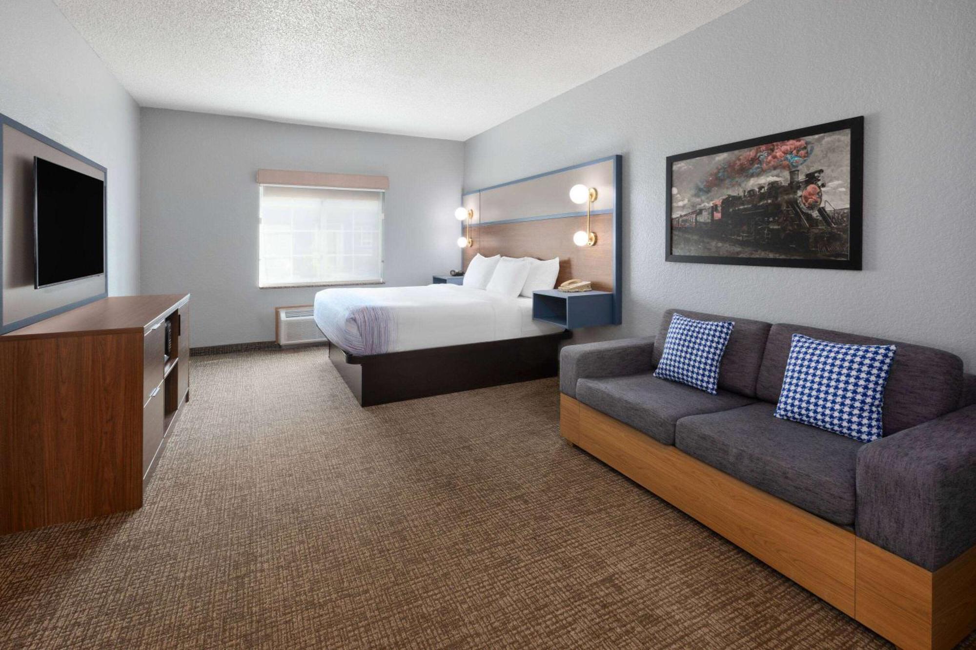Pioneer Inn & Suites Grinnell Eksteriør billede